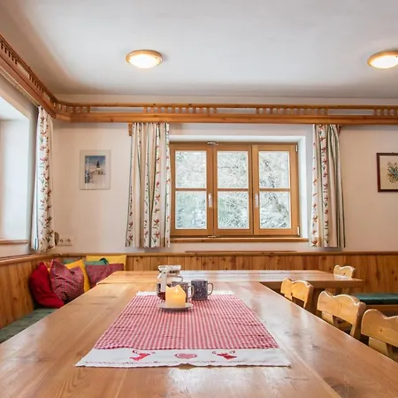 Chalet Neuhofalm Mit Sauna Und Hobbyraum