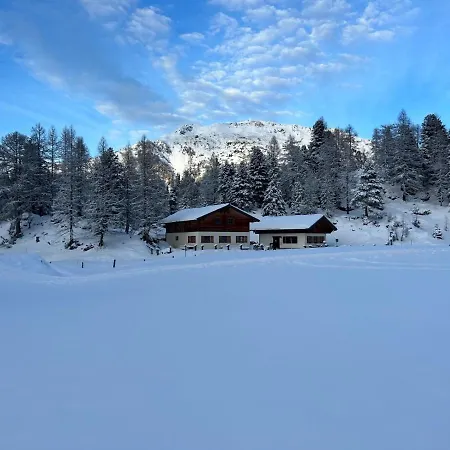 Neuhofalm Mit Sauna Und Hobbyraum * Obertauern