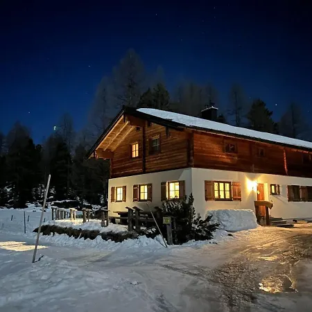 Neuhofalm Mit Sauna Und Hobbyraum *