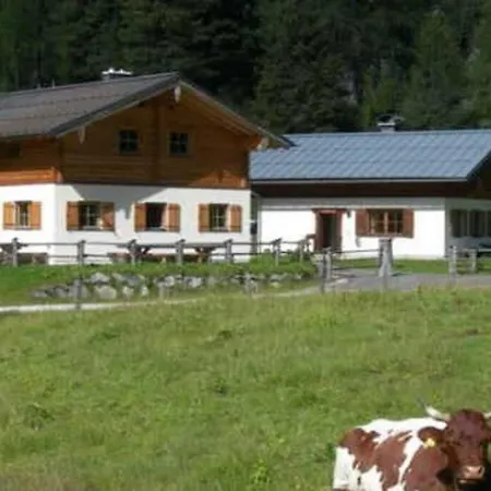 샬레 Neuhofalm Mit Sauna Und Hobbyraum